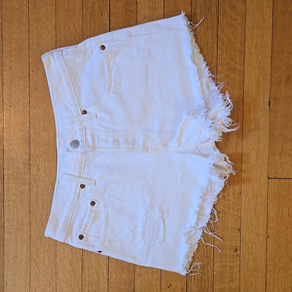 Levi's, 501, Jorts, 4-Button Front Shorts, White, EUC, 2.5" Inseam, Women's 26
